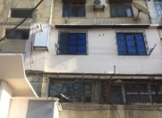 Satılır 4 otaqlı 90 m2 köhnə tikili Neftçilər m.