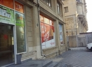 İcarəyə verilir 10 otaqlı 800 m2 obyekt 28 May m.