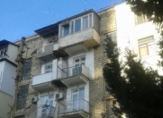 Satılır 4 otaqlı 120 m2 köhnə tikili İçəri Şəhər m.