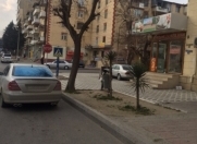 Satılır 3 otaqlı 60 m2 köhnə tikili Qara Qarayev m.