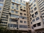 Satılır 3 otaqlı 106 m2 köhnə tikili Axundov bağı