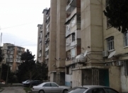 Satılır 4 otaqlı 100 m2 köhnə tikili Əhmədli