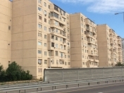 Satılır 3 otaqlı 72 m2 köhnə tikili İnşaatçılar m.