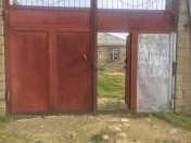 Satılır 4 otaqlı 150 m2 həyət evi Albalı