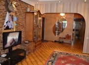 Satılır 4 otaqlı 135 m2 köhnə tikili 8 mkr