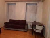 İcarəyə verilir 4 otaqlı 80 m2 köhnə tikili İçəri Şəhər m.