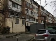 Satılır 4 otaqlı 102 m2 köhnə tikili 8 mkr