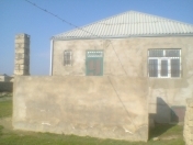 Satılır 3 otaqlı 98 m2 həyət evi Binə ticarət mərkəzi