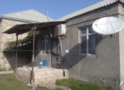 Satılır 2 otaqlı 70 m2 həyət evi Binə