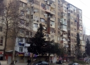 Satılır 2 otaqlı 65 m2 köhnə tikili 9 mkr