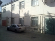 Satılır 10 otaqlı 400 m2 villa Rəsulzadə