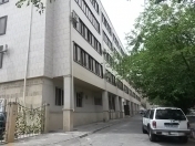 Satılır 2 otaqlı 50 m2 köhnə tikili Elmlər Akademiyası m.
