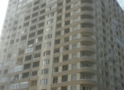 Satılır 4 otaqlı 160 m2 yeni tikili Elmlər Akademiyası m.