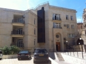 İcarəyə verilir 3 otaqlı 64 m2 ofis İçəri Şəhər m.