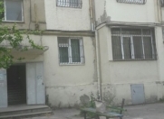 İcarəyə verilir 2 otaqlı 65 m2 köhnə tikili Dövlət Statistika Komitəsi
