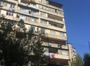 Satılır 2 otaqlı 50 m2 köhnə tikili Zərifə Əliyeva adına park