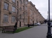 İcarəyə verilir 1 otaqlı 20 m2 köhnə tikili Gənclik m.