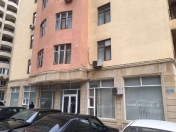 Satılır 1 otaqlı 200 m2 ofis 28 May m.