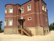 Satılır 9 otaqlı 320 m2 həyət evi Xırdalan