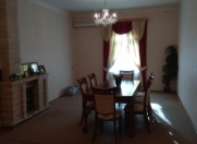 Satılır 7 otaqlı 260 m2 həyət evi Lökbatan