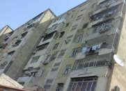 Satılır 3 otaqlı 80 m2 köhnə tikili İnşaatçılar m.