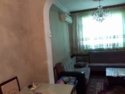 Satılır 3 otaqlı 65 m2 köhnə tikili 5 mkr