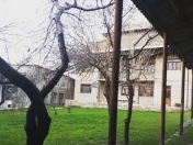 Satılır 8 otaqlı 180000 m2 həyət evi Şəki