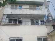 Satılır 5 otaqlı 100 m2 köhnə tikili Azadlıq prospekti m.