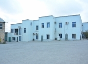 Satılır 10 otaqlı 2100 m2 obyekt Xırdalan