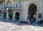 İcarəyə verilir 3 otaqlı 60 m2 köhnə tikili Sahil m.