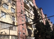 Satılır 2 otaqlı 40 m2 köhnə tikili 8 mkr