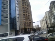 İcarəyə verilir 3 otaqlı 100 m2 yeni tikili Sahil m.