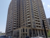 Satılır 3 otaqlı 140 m2 yeni tikili Səməd Vurğun parkı