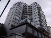 İcarəyə verilir 3 otaqlı 135 m2 yeni tikili MUM