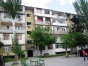 Satılır 4 otaqlı 90 m2 köhnə tikili Bakıxanov