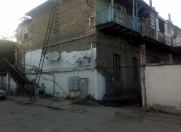 Satılır 2 otaqlı 42 m2 köhnə tikili Bakıxanov