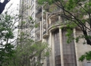 Satılır 9 otaqlı 450 m2 obyekt Axundov bağı