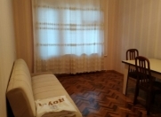 Satılır 2 otaqlı 65 m2 köhnə tikili Ayna Sultanova heykəli