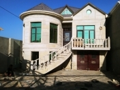 Satılır 7 otaqlı 240 m2 həyət evi Hövsan