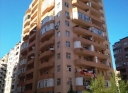 Satılır 2 otaqlı 56 m2 yeni tikili İnşaatçılar m.