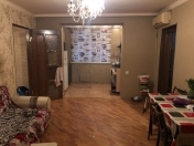 Satılır 3 otaqlı 62 m2 köhnə tikili Gənclik m.