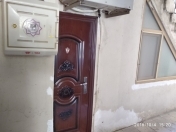 Satılır 4 otaqlı 110 m2 köhnə tikili Axundov bağı