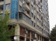 Satılır 1 otaqlı 70 m2 obyekt 28 May m.
