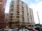 Satılır 4 otaqlı 160 m2 yeni tikili İnşaatçılar m.