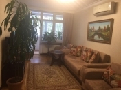 Satılır 2 otaqlı 45 m2 köhnə tikili Bakıxanov
