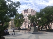 Satılır 2 otaqlı 51 m2 köhnə tikili Axundov bağı