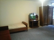 İcarəyə verilir 1 otaqlı 44 m2 həyət evi Vergilər Nazirliyi