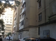Satılır 2 otaqlı 65 m2 köhnə tikili 8 mkr