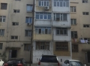 Satılır 2 otaqlı 55 m2 köhnə tikili Neftçilər m.