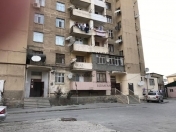 Satılır 3 otaqlı 85 m2 köhnə tikili Qara Qarayev m.